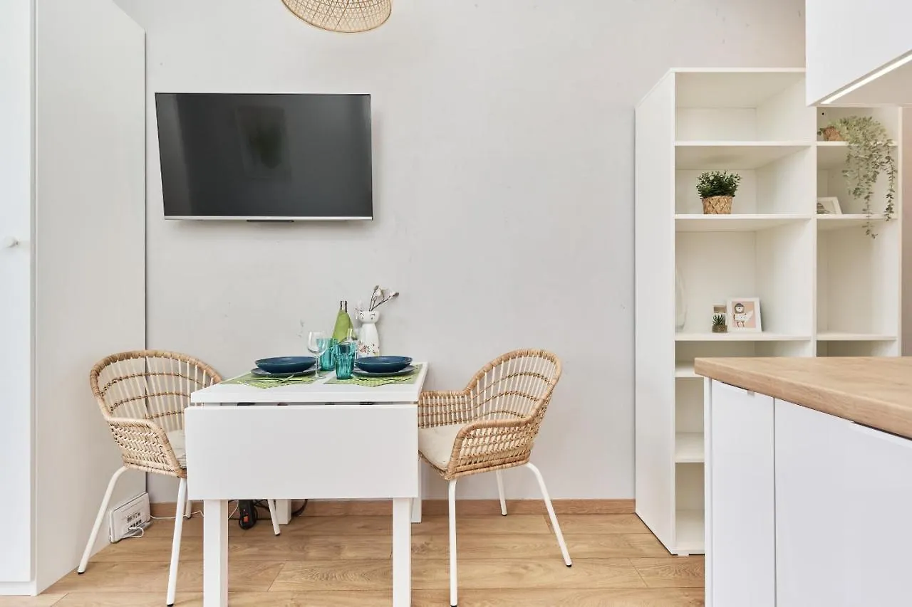 Apartment By The Oder River Wroclaw By Noclegi Renters
